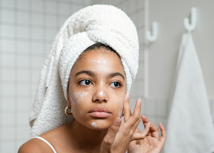 04 Cosmetic Products You Should Have in Your Shower carmelia cosmetics